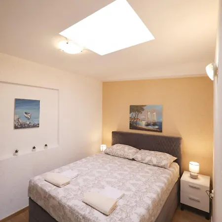 Vesna Apartman Vir