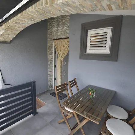 Vesna Apartman